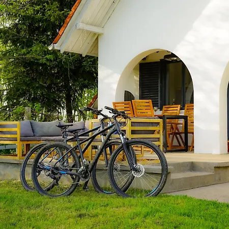 Pet-friendly Private Vineyard With Jacuzzi Szigetvár