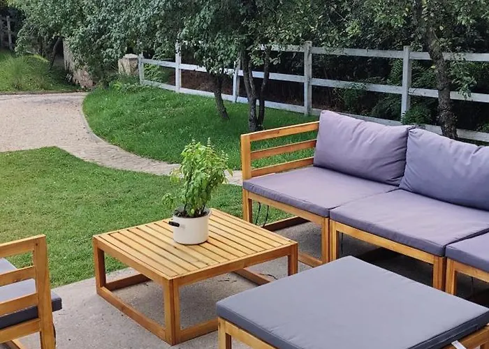 Luxury Vineyard Retreat With Private Jacuzzi וילה *