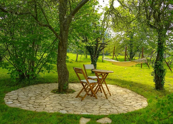 Luxury Vineyard Retreat With Private Jacuzzi וילה *